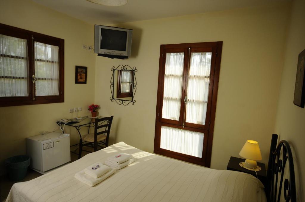 Hapina-Shel-Michal Hotel Mazkeret Batya Room photo