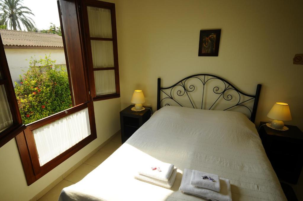 Hapina-Shel-Michal Hotel Mazkeret Batya Room photo